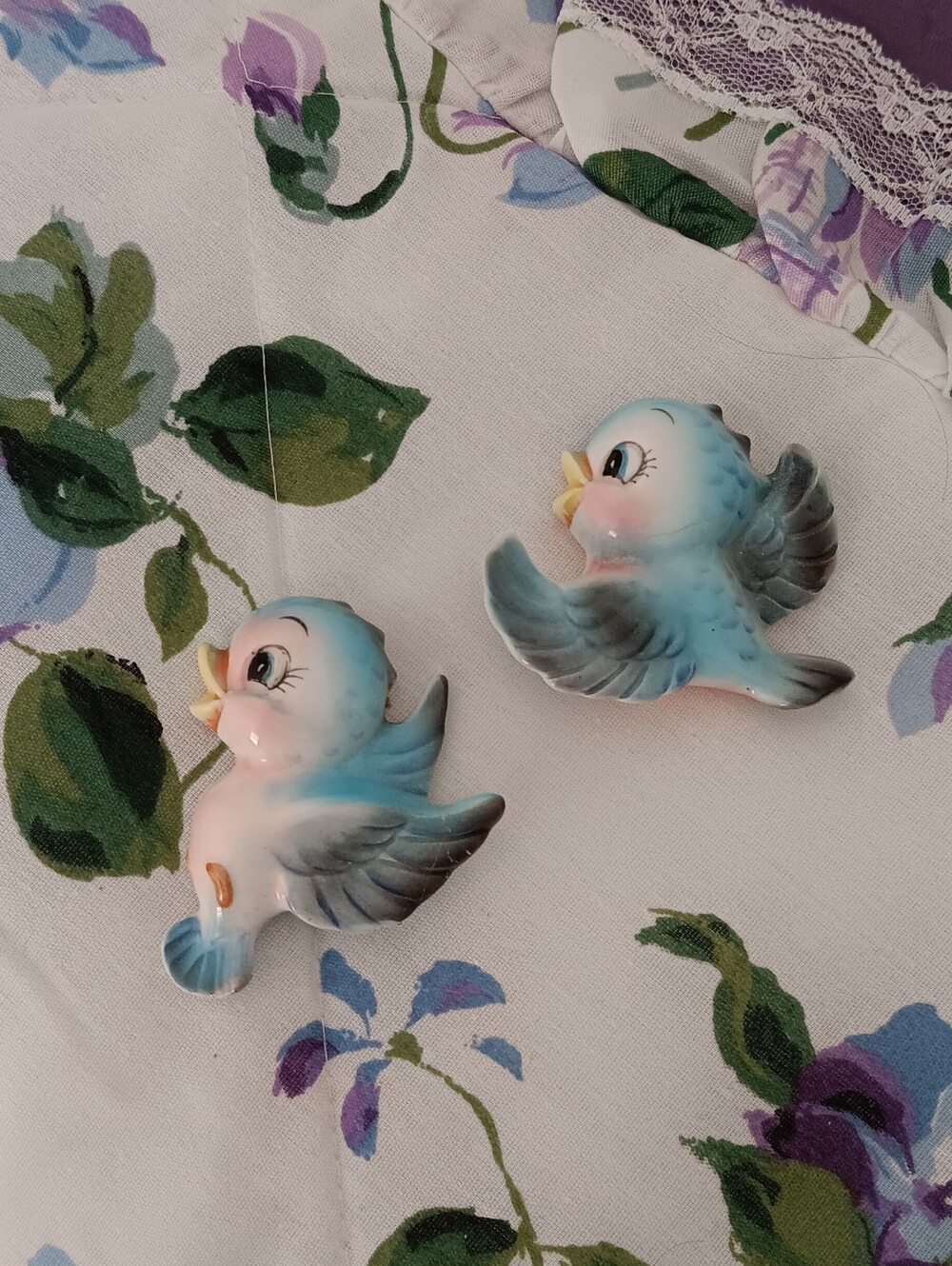 ADORABLE VINTAGE LEFTON BLUEBIRD BLUE BIRD BABY BIRDS WALL PLAQUES SET OF 2